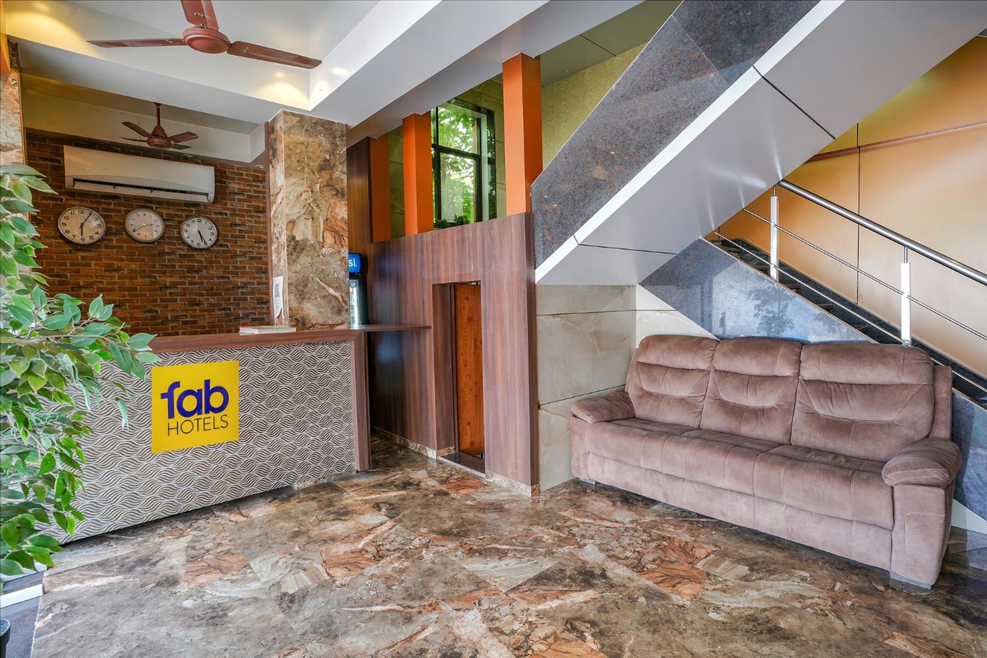 Fabexpress Super 7 Inn - Nr Rabale Station Navi Mumbai Luaran gambar