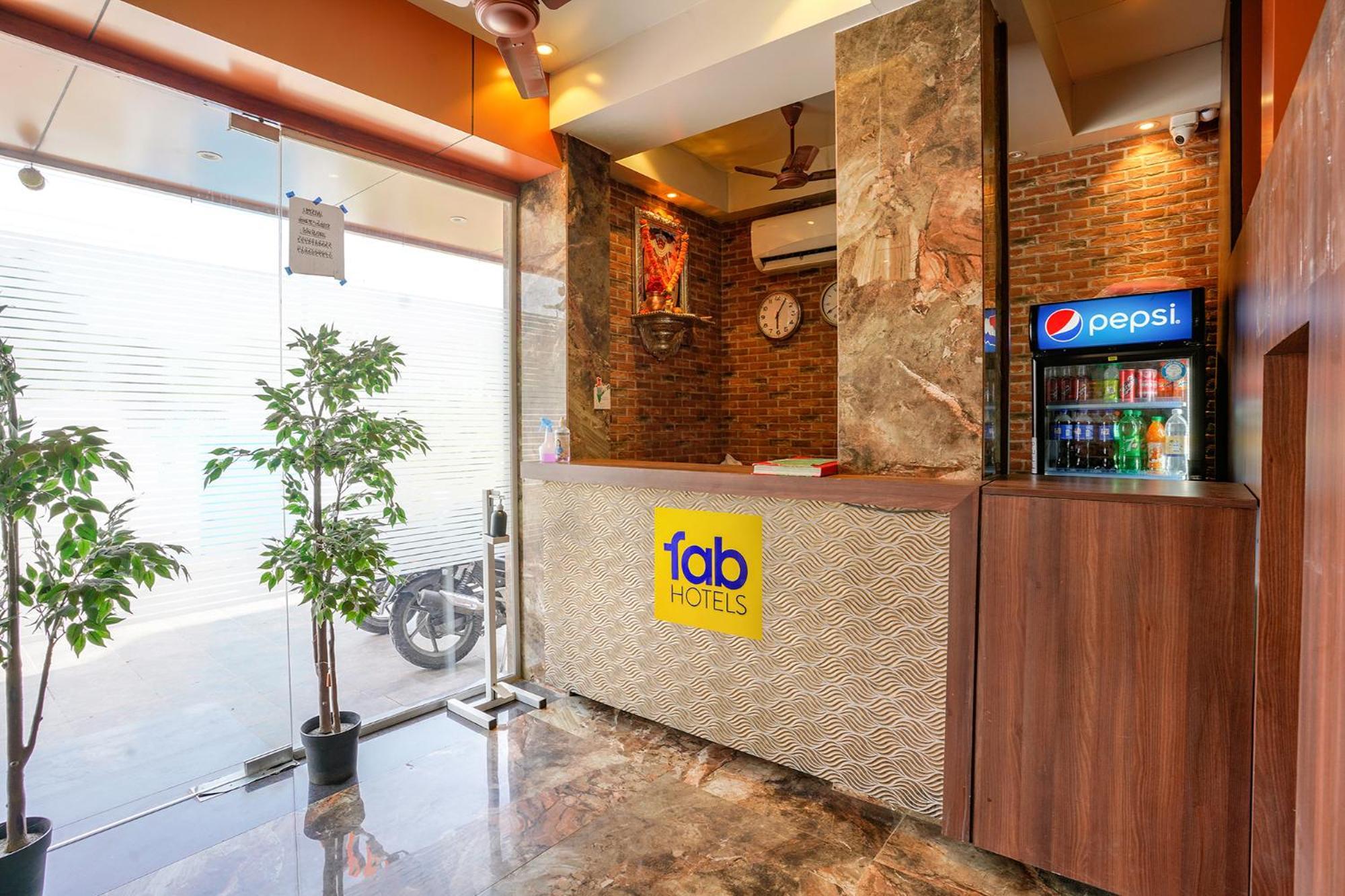 Fabexpress Super 7 Inn - Nr Rabale Station Navi Mumbai Luaran gambar