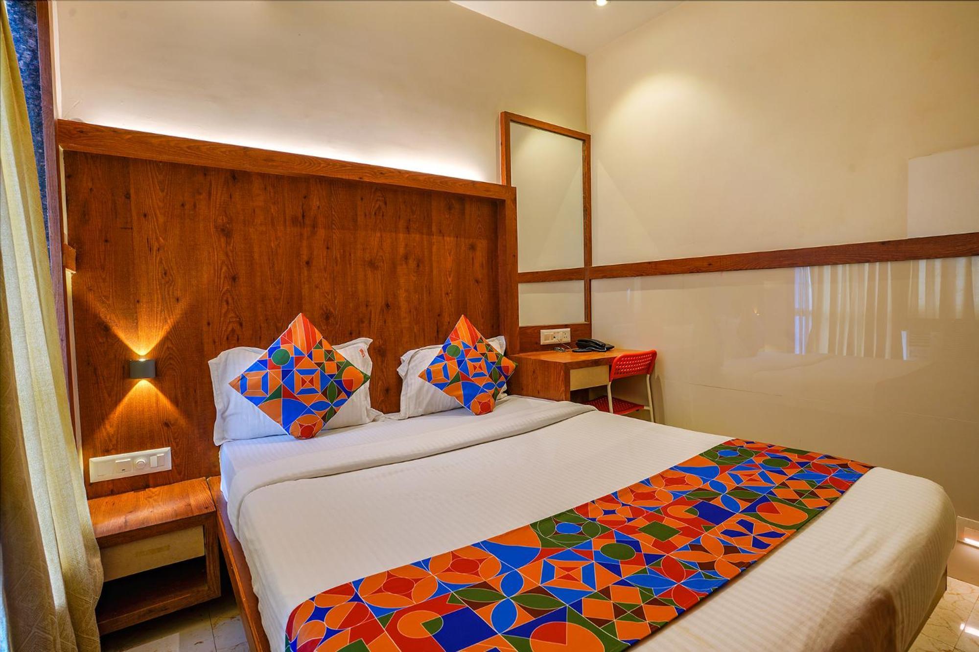 Fabexpress Super 7 Inn - Nr Rabale Station Navi Mumbai Luaran gambar