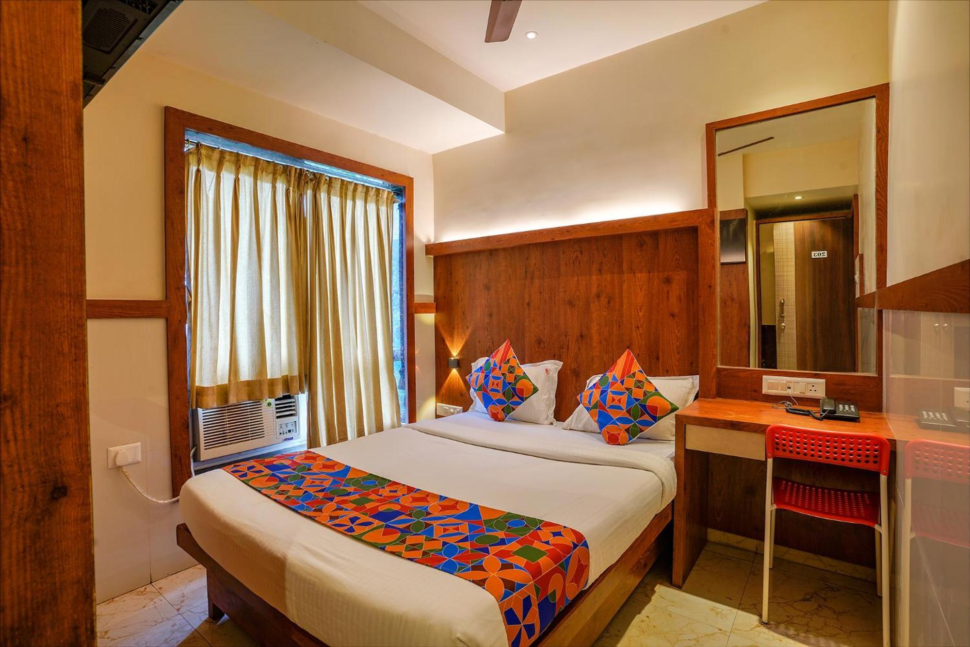 Fabexpress Super 7 Inn - Nr Rabale Station Navi Mumbai Luaran gambar